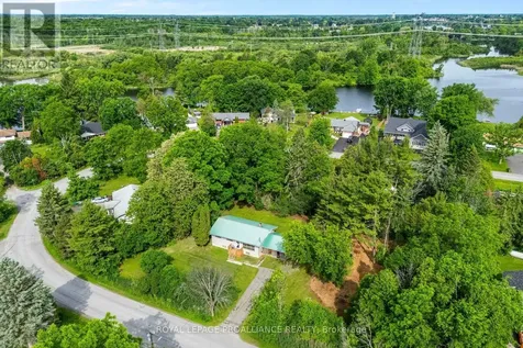 29 Bayview Lane Smiths Falls ON K7A 5B8