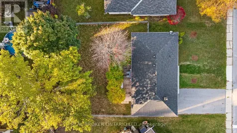 12 Florence Street Smiths Falls ON K7A 4A3