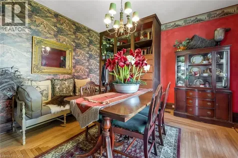 420 Ridge Stoney Creek ON L8J 2Y5