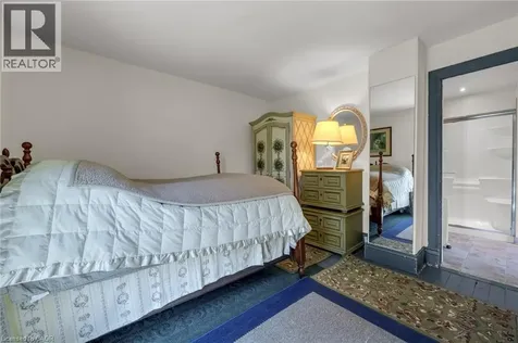420 Ridge Stoney Creek ON L8J 2Y5