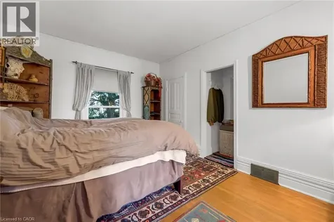 420 Ridge Stoney Creek ON L8J 2Y5