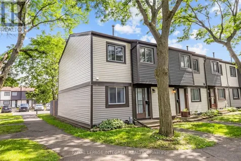 3565 Aladdin Lane Ottawa ON K1T 1E1