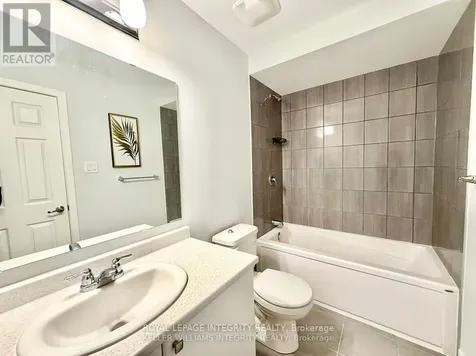 237 Anyolite Private Ottawa ON K2J 7J3
