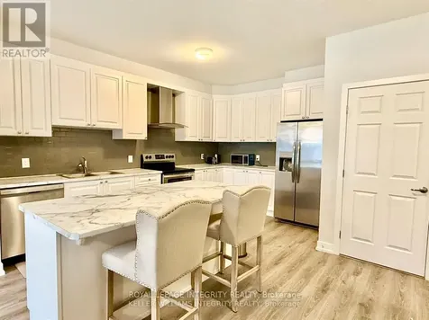 237 Anyolite Private Ottawa ON K2J 7J3
