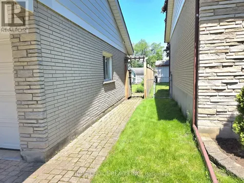 130 Champlain Crescent Kitchener ON N2B 2Y6