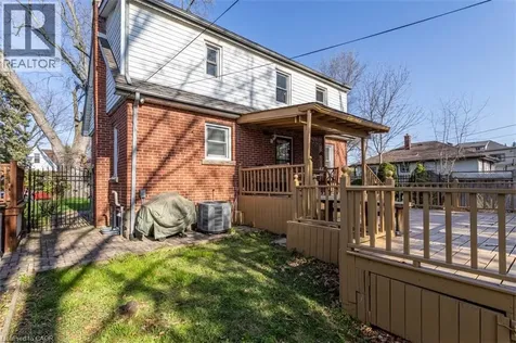 17 Thorndale Street North Hamilton ON L8S 3K5