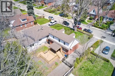 17 Thorndale Street North Hamilton ON L8S 3K5