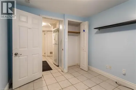 17 Thorndale Street North Hamilton ON L8S 3K5