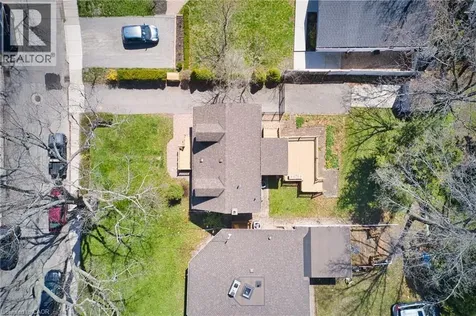 17 Thorndale Street North Hamilton ON L8S 3K5