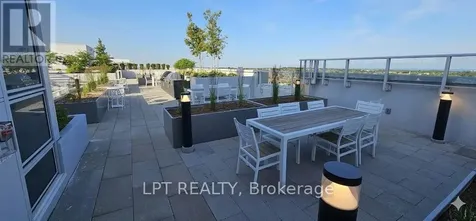412 Silver Maple Road Oakville (jm Joshua Meadows) ON L6H 7E3
