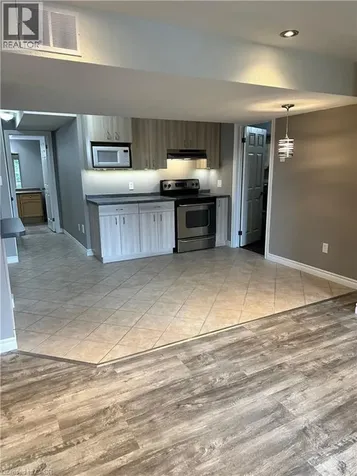 87 Maitland Street Kitchener ON N2R 1V3
