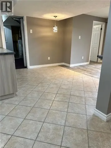 87 Maitland Street Kitchener ON N2R 1V3