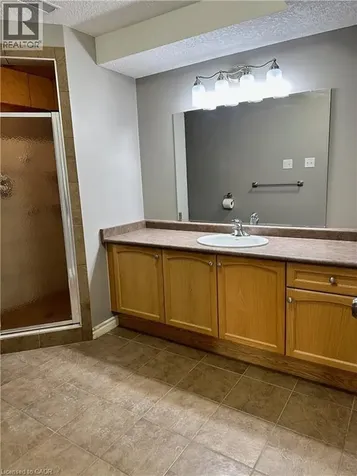 87 Maitland Street Kitchener ON N2R 1V3