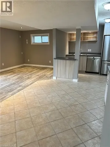 87 Maitland Street Kitchener ON N2R 1V3