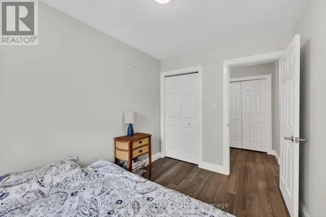 35 Courtney Crescent Orillia ON L3V 7Y3