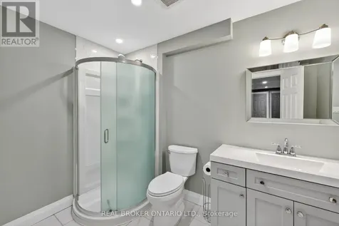 35 Courtney Crescent Orillia ON L3V 7Y3