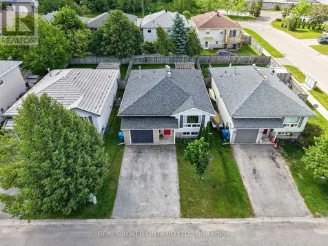 35 Courtney Crescent Orillia ON L3V 7Y3