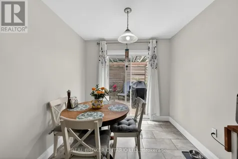 35 Courtney Crescent Orillia ON L3V 7Y3