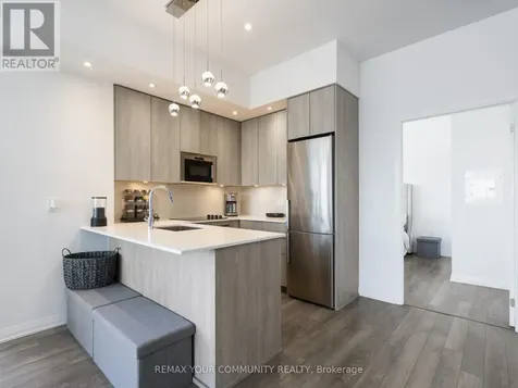99 Eagle Rock Way Vaughan ON L6A 5A7