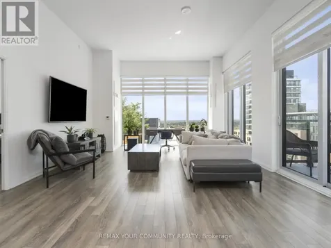 99 Eagle Rock Way Vaughan ON L6A 5A7