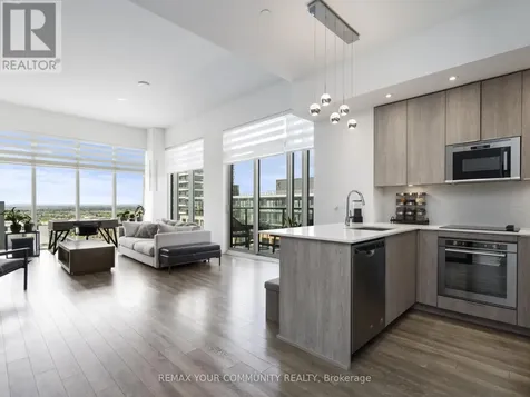 99 Eagle Rock Way Vaughan ON L6A 5A7