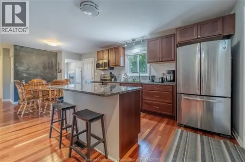 2522 Armstrong Avenue Windsor ON N8T 2E8