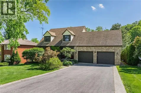 5 Mays Crescent Waterdown ON L8B 0G4