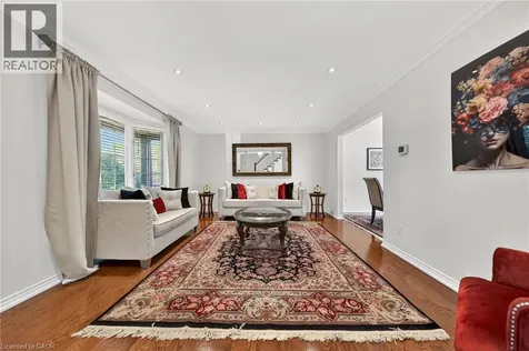 5 Mays Crescent Waterdown ON L8B 0G4