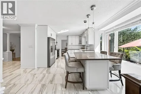 5 Mays Crescent Waterdown ON L8B 0G4