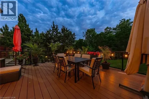 5 Mays Crescent Waterdown ON L8B 0G4
