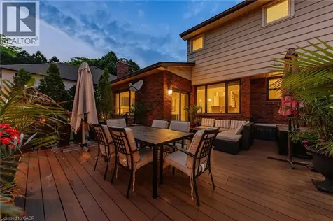 5 Mays Crescent Waterdown ON L8B 0G4