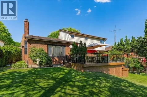 5 Mays Crescent Waterdown ON L8B 0G4