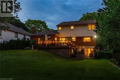 5 Mays Crescent Waterdown ON L8B 0G4