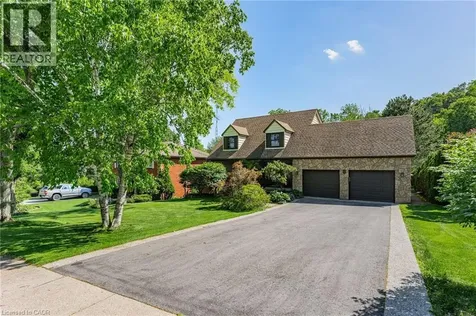 5 Mays Crescent Waterdown ON L8B 0G4