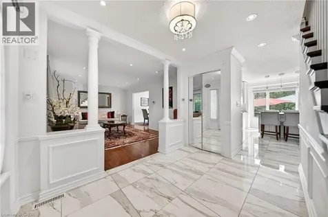 5 Mays Crescent Waterdown ON L8B 0G4