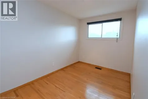 68 Tindale Court Hamilton ON L8K 6C7