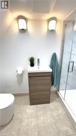 68 Tindale Court Hamilton ON L8K 6C7