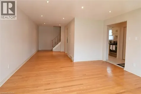 68 Tindale Court Hamilton ON L8K 6C7