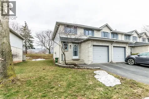 2 Royalwood Court Stoney Creek ON L8E 4Y9