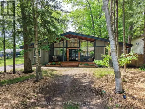 94 28th Street North Wasaga Beach ON L9Z 2E2