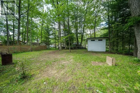 94 28th Street North Wasaga Beach ON L9Z 2E2