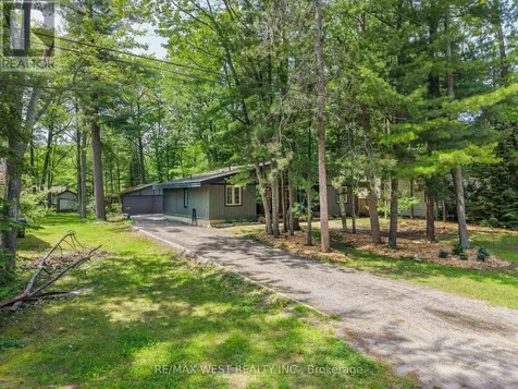 94 28th Street North Wasaga Beach ON L9Z 2E2