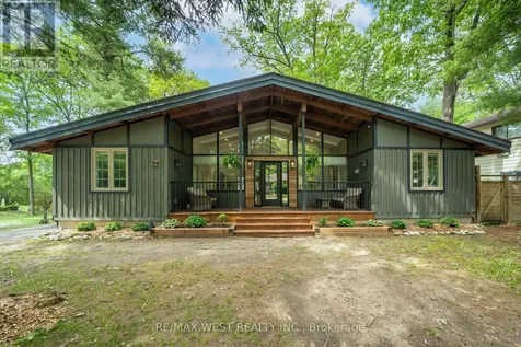 94 28th Street North Wasaga Beach ON L9Z 2E2