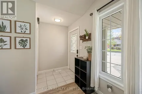 5 Rodney Crescent St. Thomas ON N5R 6E1