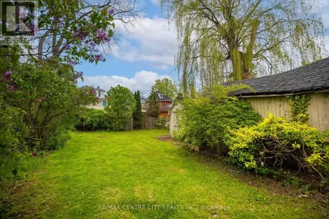 21 Erie Street St. Thomas ON N5R 2M4