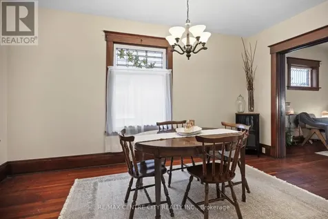 21 Erie Street St. Thomas ON N5R 2M4