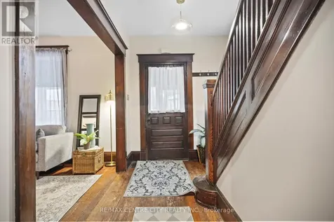 21 Erie Street St. Thomas ON N5R 2M4
