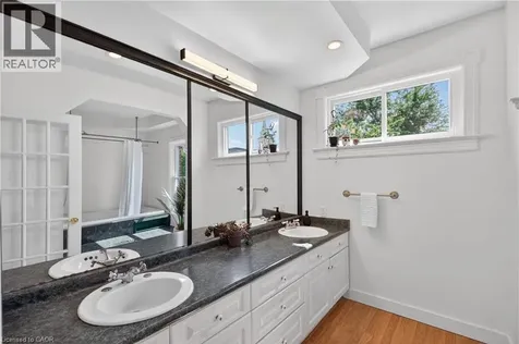 225 Hess Street South Hamilton ON L8P 3P3