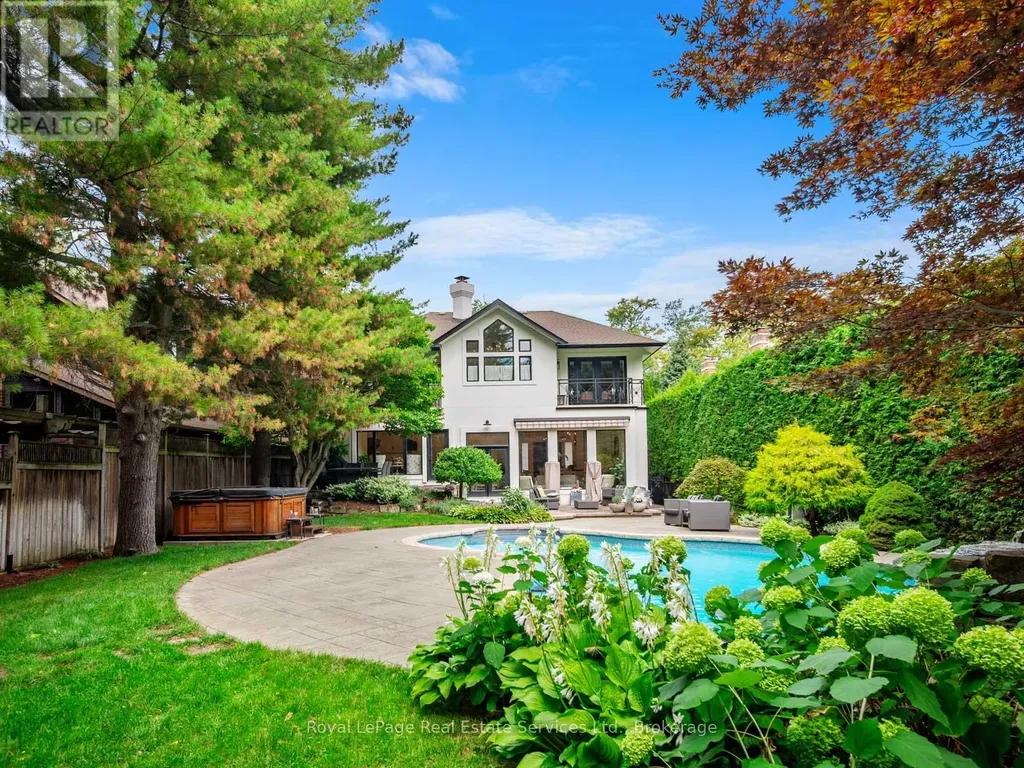 74 West Street Oakville (br Bronte) ON L6L 2Y7