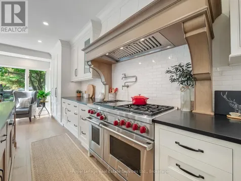 74 West Street Oakville (br Bronte) ON L6L 2Y7